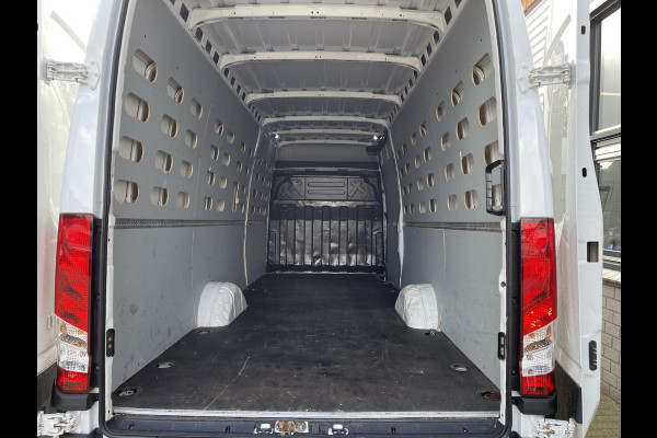 Iveco Daily 35S14V 2.3 Himatic automaat 410 L4H2 / vaste prijs rijklaar € 23.950 ex btw / euro 6 / lease vanaf € 391 / laadruimte 470cm lang / trekhaak 3500 kg! / cruise en climate control