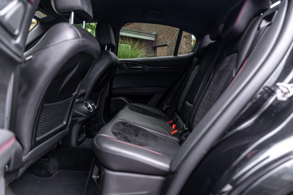 Alfa Romeo Stelvio 2.9 V6 AWD Quadrifoglio 510 PK Adaptive Cruise Harman Kardon Keyless 20''