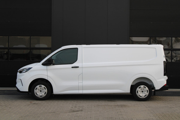 Ford Transit Custom 320 2.0 TDCI L2H1 Trend 136pk - Carplay - Android - Camera - LED koplampen - Stoelverwarming - Rijklaar