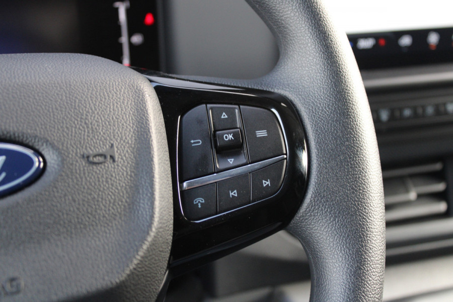 Ford Transit Custom 320 2.0 TDCI L2H1 Trend 136pk - Carplay - Android - Camera - LED koplampen - Stoelverwarming - Rijklaar