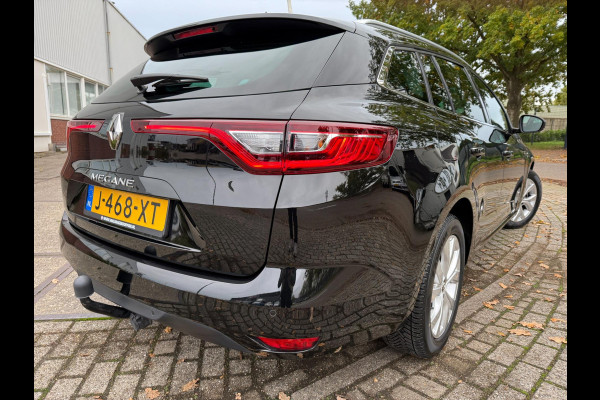 Renault MEGANE Estate 1.3 TCe INTENS 2020 AUTOMAAT 140PK NAVI APPLE CARPLAY Renault MEGANE Estate 1.3 TCe INTENS 2020 AUTOMAAT 140PK NAVI APPLE CARPLAY