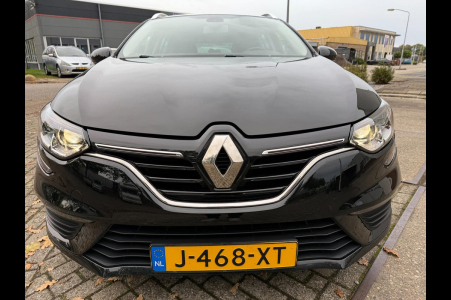Renault MEGANE Estate 1.3 TCe INTENS 2020 AUTOMAAT 140PK NAVI APPLE CARPLAY Renault MEGANE Estate 1.3 TCe INTENS 2020 AUTOMAAT 140PK NAVI APPLE CARPLAY