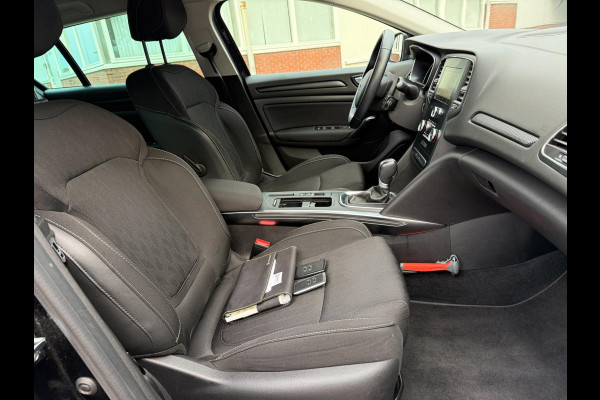 Renault MEGANE Estate 1.3 TCe INTENS 2020 AUTOMAAT 140PK NAVI APPLE CARPLAY Renault MEGANE Estate 1.3 TCe INTENS 2020 AUTOMAAT 140PK NAVI APPLE CARPLAY