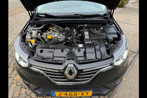 Renault MEGANE Estate 1.3 TCe INTENS 2020 AUTOMAAT 140PK NAVI APPLE CARPLAY Renault MEGANE Estate 1.3 TCe INTENS 2020 AUTOMAAT 140PK NAVI APPLE CARPLAY