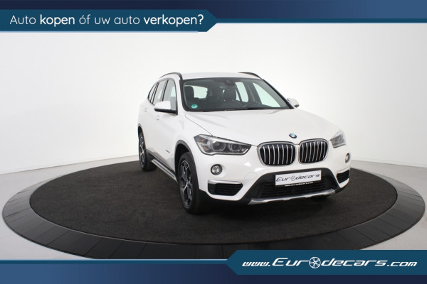 BMW X1 sDrive20i High Executive *Leer*Ambiente*Trekhaak*