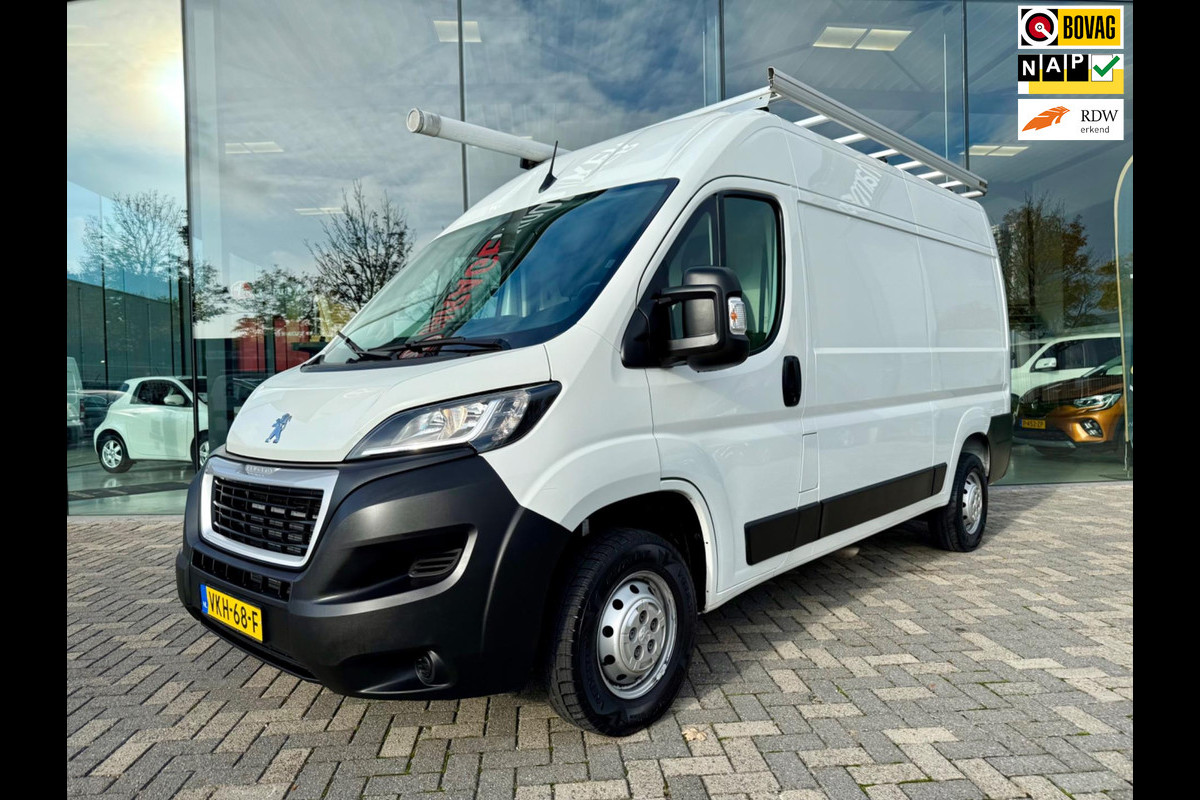 Peugeot Boxer 330 2.2 BlueHDi 120 L2H2 Premium, Trekhaak + Imperiaal Peugeot Boxer 330 2.2 BlueHDi 120 L2H2 Premium, Trekhaak + Imperiaal