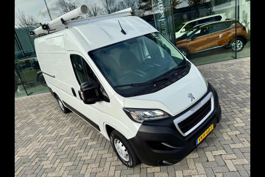 Peugeot Boxer 330 2.2 BlueHDi 120 L2H2 Premium, Trekhaak + Imperiaal