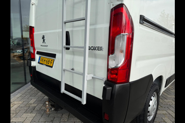Peugeot Boxer 330 2.2 BlueHDi 120 L2H2 Premium, Trekhaak + Imperiaal