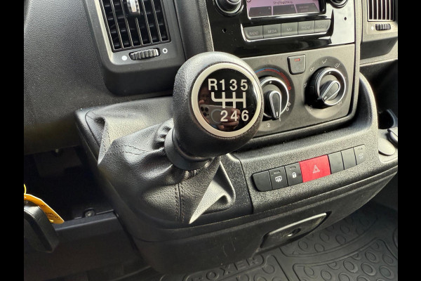 Peugeot Boxer 330 2.2 BlueHDi 120 L2H2 Premium, Trekhaak + Imperiaal