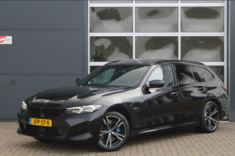 BMW 3 Serie Touring 330e xDrive M-Sport Pro Facelift | Pano | ACC | Memory | Elek. Trekhaak BMW 3 Serie Touring 330e xDrive M-Sport Pro Facelift | Pano | ACC | Memory | Elek. Trekhaak