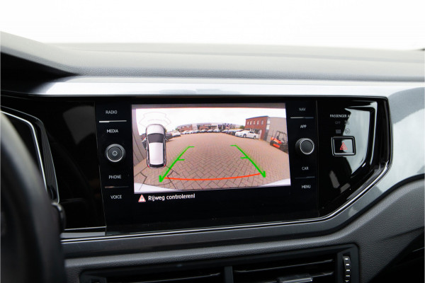 Volkswagen Polo 1.0 TSI R-Line Pano, Navi, DSG, LED 2018