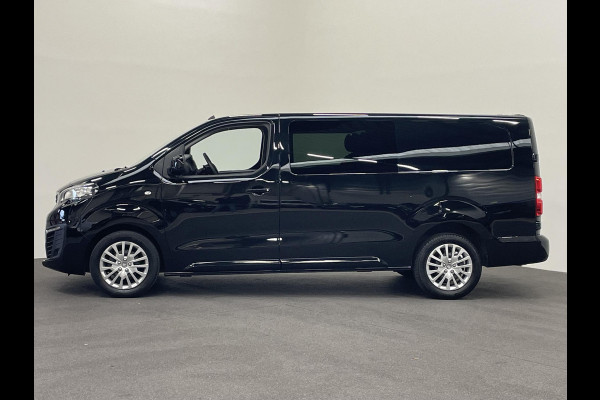 Peugeot Expert 2.0 BlueHDI 180pk Automaat Dubbele Cabine | Navigatie | Airco | Climate Control | 3 zits | Parkeer sensoren | Trekhaak Peugeot Expert 2.0 BlueHDI 180pk Automaat Dubbele Cabine | Navigatie | Airco | Climate Control | 3 zits | Parkeer sensoren | Trekhaak