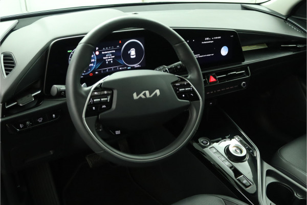 Kia Niro EV DynamicPlusLine 64.8 kWh Automaat - Climate Control - Navigatie - Adaptief Cruise Control - Lichtmetalen Velgen - Fabrieksgarantie Tot 2031