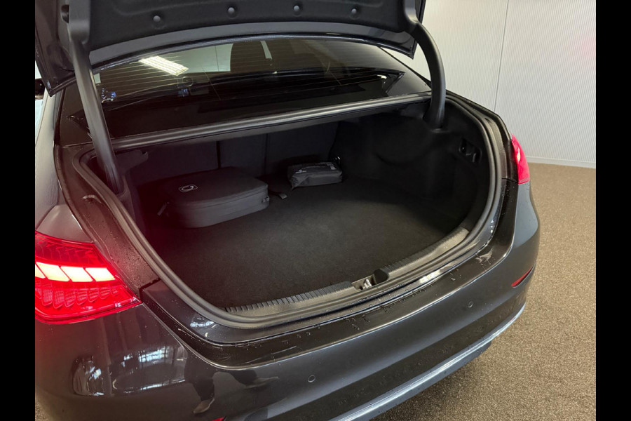 Mercedes-Benz C-Klasse 300e Avantgarde-MEMORY-DISTRONIC-360 CAMERA-KEYLESS-COMPLEET
