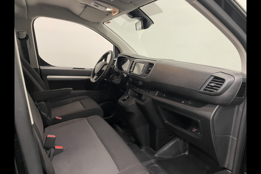 Peugeot Expert 2.0 BlueHDI 180pk Automaat Dubbele Cabine | Navigatie | Airco | Climate Control | 3 zits | Parkeer sensoren | Trekhaak Peugeot Expert 2.0 BlueHDI 180pk Automaat Dubbele Cabine | Navigatie | Airco | Climate Control | 3 zits | Parkeer sensoren | Trekhaak