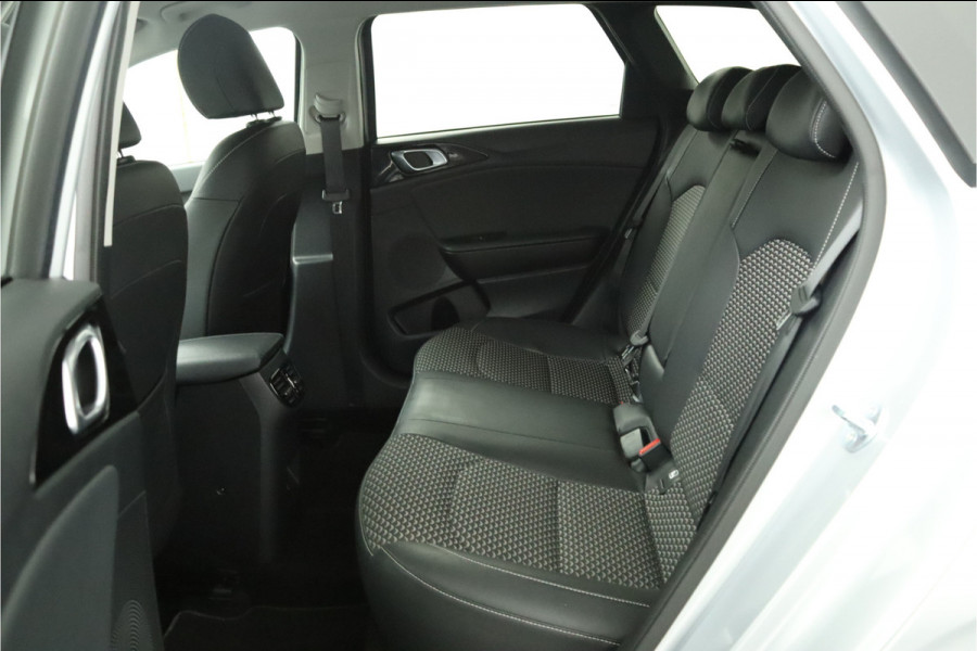 Kia Ceed Sportswagon 1.5 T-GDi DynamicPlusLine - Navigatie - LED Koplampen - Stoel/Stuurverwarming - Climate Control - Cruise Control - Fabrieksgarantie Tot 2031 Kia Ceed Sportswagon 1.5 T-GDi DynamicPlusLine - Navigatie - LED Koplampen - Stoel/Stuurverwarming - Climate Control - Cruise Control - Fabrieksgarantie Tot 2031