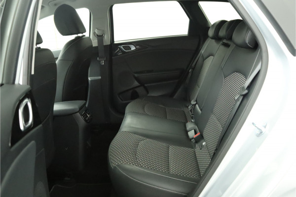 Kia Ceed Sportswagon 1.5 T-GDi DynamicPlusLine - Navigatie - LED Koplampen - Stoel/Stuurverwarming - Climate Control - Cruise Control - Fabrieksgarantie Tot 2031 Kia Ceed Sportswagon 1.5 T-GDi DynamicPlusLine - Navigatie - LED Koplampen - Stoel/Stuurverwarming - Climate Control - Cruise Control - Fabrieksgarantie Tot 2031