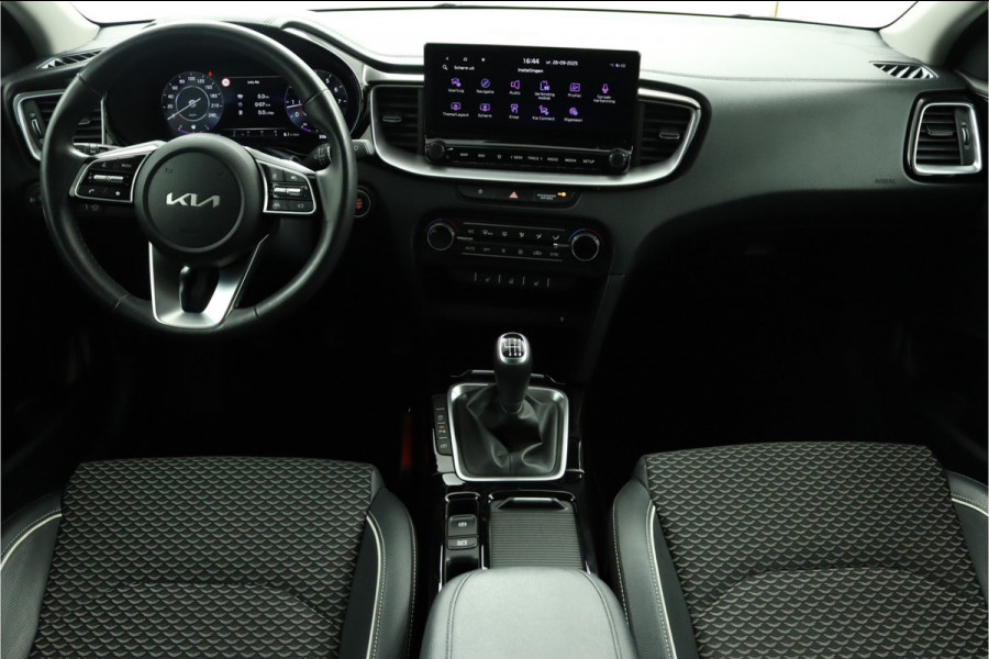 Kia Ceed Sportswagon 1.5 T-GDi DynamicPlusLine - Navigatie - LED Koplampen - Stoel/Stuurverwarming - Climate Control - Cruise Control - Fabrieksgarantie Tot 2031 Kia Ceed Sportswagon 1.5 T-GDi DynamicPlusLine - Navigatie - LED Koplampen - Stoel/Stuurverwarming - Climate Control - Cruise Control - Fabrieksgarantie Tot 2031