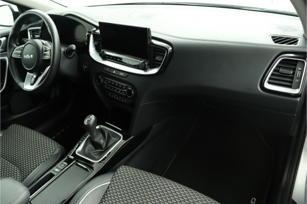 Kia Ceed Sportswagon 1.5 T-GDi DynamicPlusLine - Navigatie - LED Koplampen - Stoel/Stuurverwarming - Climate Control - Cruise Control - Fabrieksgarantie Tot 2031 Kia Ceed Sportswagon 1.5 T-GDi DynamicPlusLine - Navigatie - LED Koplampen - Stoel/Stuurverwarming - Climate Control - Cruise Control - Fabrieksgarantie Tot 2031