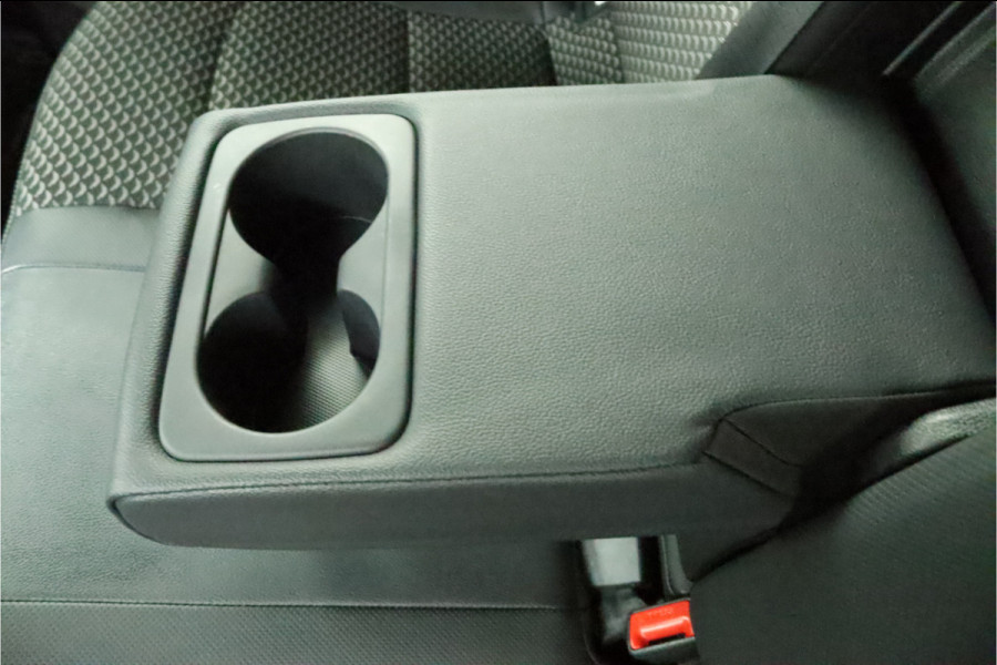 Kia Ceed Sportswagon 1.5 T-GDi DynamicPlusLine - Navigatie - LED Koplampen - Stoel/Stuurverwarming - Climate Control - Cruise Control - Fabrieksgarantie Tot 2031 Kia Ceed Sportswagon 1.5 T-GDi DynamicPlusLine - Navigatie - LED Koplampen - Stoel/Stuurverwarming - Climate Control - Cruise Control - Fabrieksgarantie Tot 2031