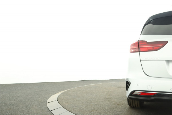 Kia Ceed Sportswagon 1.5 T-GDi DynamicPlusLine - Navigatie - LED Koplampen - Stoel/Stuurverwarming - Climate Control - Cruise Control - Fabrieksgarantie Tot 2031 Kia Ceed Sportswagon 1.5 T-GDi DynamicPlusLine - Navigatie - LED Koplampen - Stoel/Stuurverwarming - Climate Control - Cruise Control - Fabrieksgarantie Tot 2031