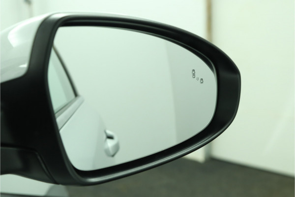 Kia Ceed Sportswagon 1.5 T-GDi DynamicPlusLine - Navigatie - LED Koplampen - Stoel/Stuurverwarming - Climate Control - Cruise Control - Fabrieksgarantie Tot 2031 Kia Ceed Sportswagon 1.5 T-GDi DynamicPlusLine - Navigatie - LED Koplampen - Stoel/Stuurverwarming - Climate Control - Cruise Control - Fabrieksgarantie Tot 2031