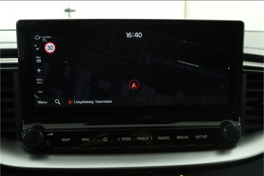 Kia Ceed Sportswagon 1.5 T-GDi DynamicPlusLine - Navigatie - LED Koplampen - Stoel/Stuurverwarming - Climate Control - Cruise Control - Fabrieksgarantie Tot 2031 Kia Ceed Sportswagon 1.5 T-GDi DynamicPlusLine - Navigatie - LED Koplampen - Stoel/Stuurverwarming - Climate Control - Cruise Control - Fabrieksgarantie Tot 2031
