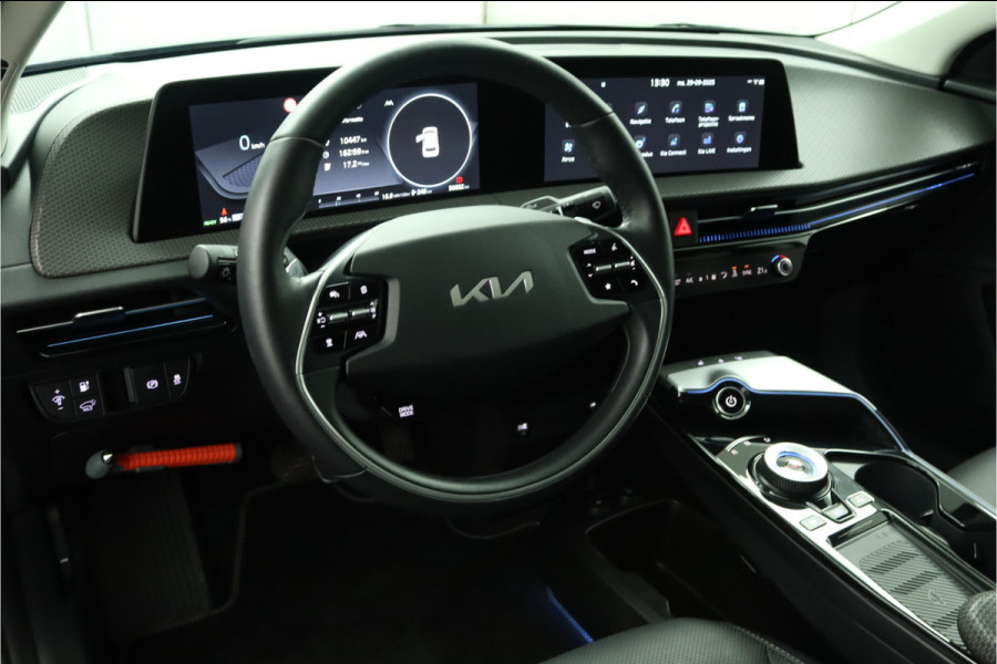 Kia Ev6 Edition Advanced 77.4 kWh - Matrix LED Koplampen - Kunst Lederen Bekleding - Adaptief Cruise Control - Climate Control - Fabrieksgarantie Tot 2031