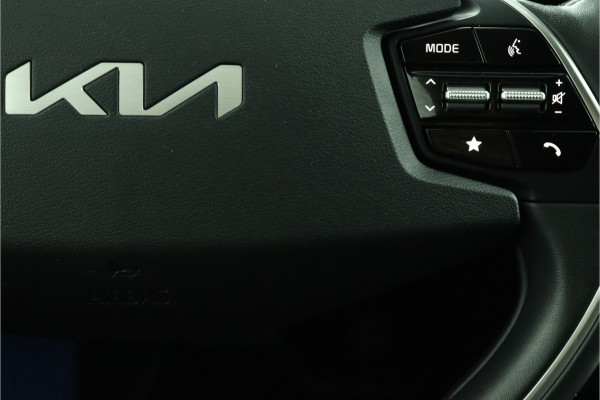 Kia Ev6 Edition Advanced 77.4 kWh - Matrix LED Koplampen - Kunst Lederen Bekleding - Adaptief Cruise Control - Climate Control - Fabrieksgarantie Tot 2031