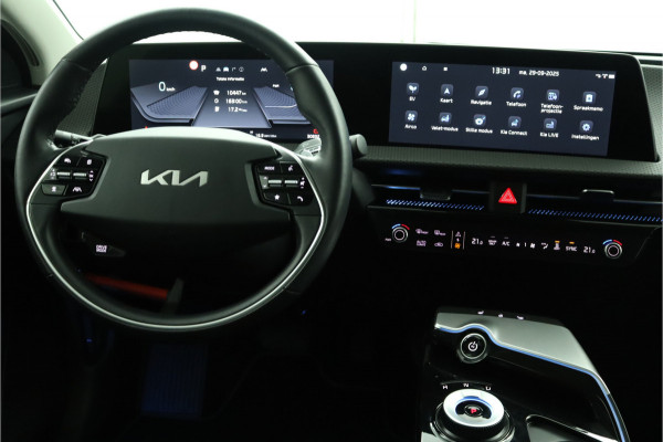 Kia Ev6 Edition Advanced 77.4 kWh - Matrix LED Koplampen - Kunst Lederen Bekleding - Adaptief Cruise Control - Climate Control - Fabrieksgarantie Tot 2031