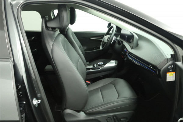 Kia Ev6 Edition Advanced 77.4 kWh - Matrix LED Koplampen - Kunst Lederen Bekleding - Adaptief Cruise Control - Climate Control - Fabrieksgarantie Tot 2031