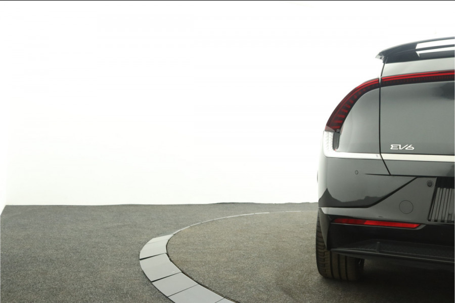 Kia Ev6 Edition Advanced 77.4 kWh - Matrix LED Koplampen - Kunst Lederen Bekleding - Adaptief Cruise Control - Climate Control - Fabrieksgarantie Tot 2031