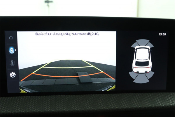 Kia Ev6 Edition Advanced 77.4 kWh - Matrix LED Koplampen - Kunst Lederen Bekleding - Adaptief Cruise Control - Climate Control - Fabrieksgarantie Tot 2031