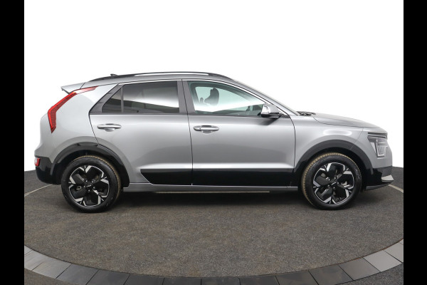 Kia Niro EV DynamicPlusLine 64.8 kWh - LED Koplampen - Schuif-/Kanteldak - Stoel/Stuurverwarming - Kunst Lederen Bekleding - Navigatie - Fabrieksgarantie Tot 2031