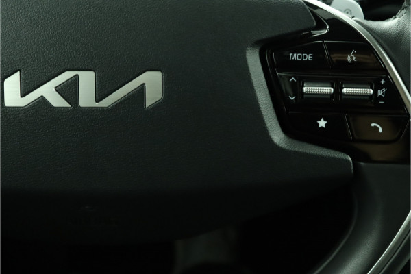 Kia Niro EV DynamicPlusLine 64.8 kWh - LED Koplampen - Schuif-/Kanteldak - Stoel/Stuurverwarming - Kunst Lederen Bekleding - Navigatie - Fabrieksgarantie Tot 2031