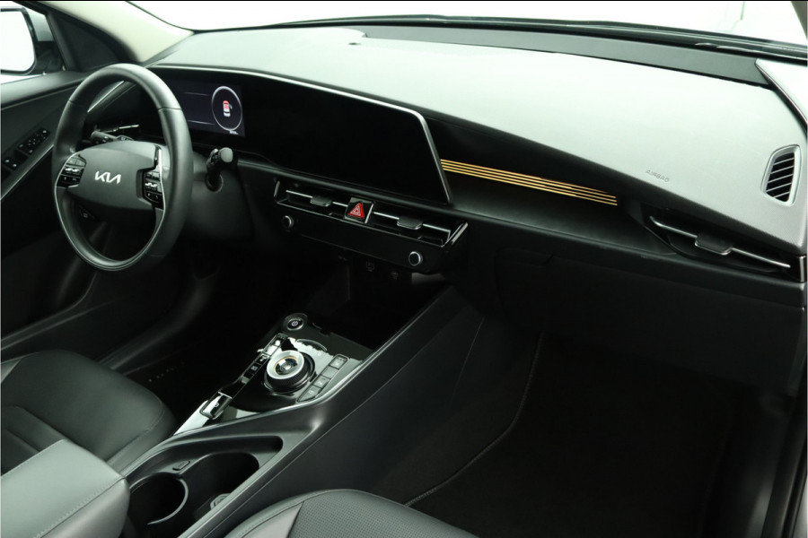 Kia Niro EV DynamicPlusLine 64.8 kWh - LED Koplampen - Schuif-/Kanteldak - Stoel/Stuurverwarming - Kunst Lederen Bekleding - Navigatie - Fabrieksgarantie Tot 2031