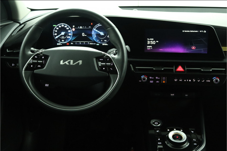 Kia Niro EV DynamicPlusLine 64.8 kWh - LED Koplampen - Schuif-/Kanteldak - Stoel/Stuurverwarming - Kunst Lederen Bekleding - Navigatie - Fabrieksgarantie Tot 2031