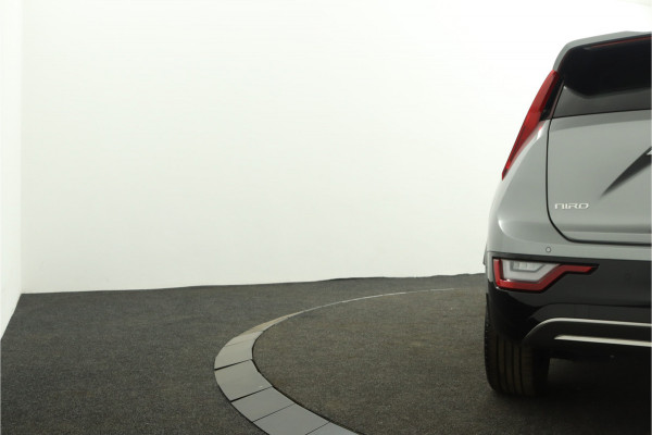Kia Niro EV DynamicPlusLine 64.8 kWh - LED Koplampen - Schuif-/Kanteldak - Stoel/Stuurverwarming - Kunst Lederen Bekleding - Navigatie - Fabrieksgarantie Tot 2031