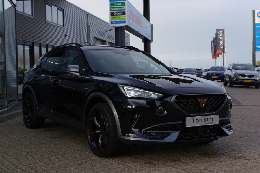 CUPRA Formentor 1.4 e-Hybrid 245 PK VZ Copper Edition PHEV, Panoramadak, Kuipstoelen, Carplay, Camera