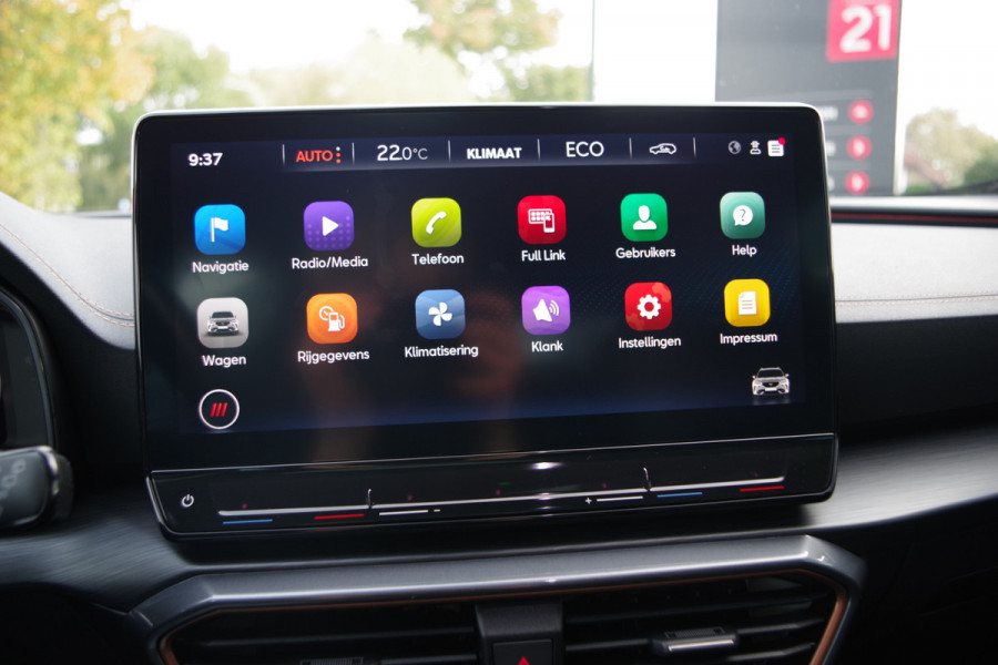 CUPRA Formentor 1.4 e-Hybrid 245 PK VZ Copper Edition PHEV, Panoramadak, Kuipstoelen, Carplay, Camera