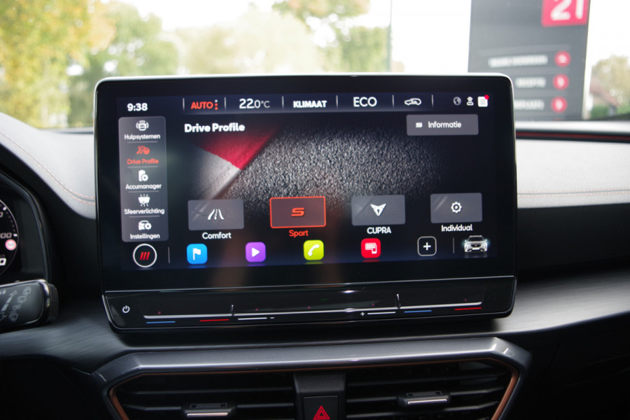 CUPRA Formentor 1.4 e-Hybrid 245 PK VZ Copper Edition PHEV, Panoramadak, Kuipstoelen, Carplay, Camera