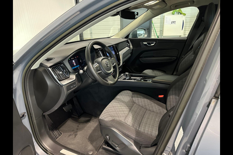 Volvo XC60 T6 Aut. LongRange Core Bright Parkeercamera Panoramadak 350pk
