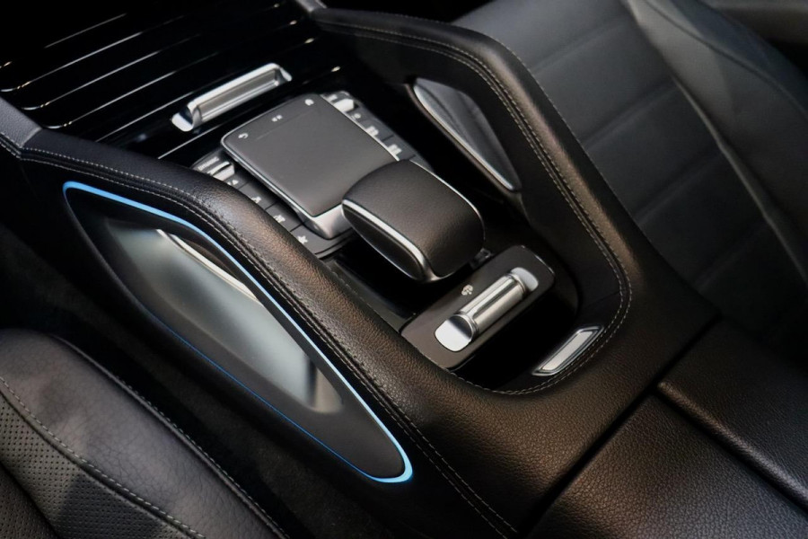 Mercedes-Benz GLE Coupé 350 e 4M AMG 63 Kit|Carbon|VOL|VOL Massage | Trekhaak | Geventileerde st | Carbon Mercedes-Benz GLE Coupé 350 e 4M AMG 63 Kit|Carbon|VOL|VOL Massage | Trekhaak | Geventileerde st | Carbon
