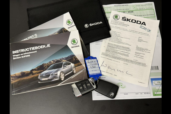 Škoda Superb Combi 1.8 TSI Style Business Automaat Adaptive cruise Climate control Leer/Alcantara Stoelverwarming Apple / Android