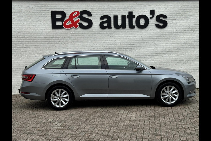 Škoda Superb Combi 1.8 TSI Style Business Automaat Adaptive cruise Climate control Leer/Alcantara Stoelverwarming Apple / Android