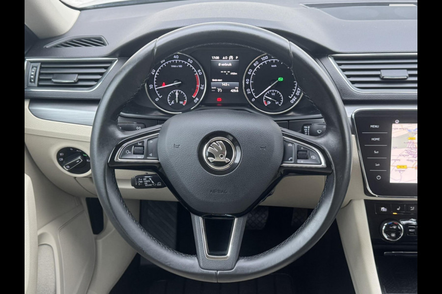 Škoda Superb Combi 1.8 TSI Style Business Automaat Adaptive cruise Climate control Leer/Alcantara Stoelverwarming Apple / Android