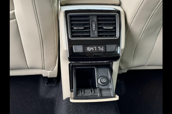 Škoda Superb Combi 1.8 TSI Style Business Automaat Adaptive cruise Climate control Leer/Alcantara Stoelverwarming Apple / Android