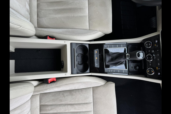 Škoda Superb Combi 1.8 TSI Style Business Automaat Adaptive cruise Climate control Leer/Alcantara Stoelverwarming Apple / Android