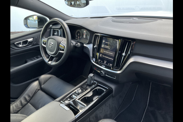 Volvo S60 2.0 T6 340pk AWD Twin Engine R-Design PHEV Pano.dak Leer Stoelverw. V+A
