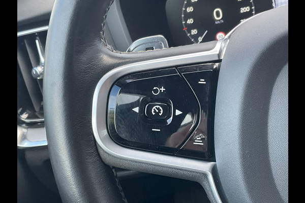 Volvo S60 2.0 T6 340pk AWD Twin Engine R-Design PHEV Pano.dak Leer Stoelverw. V+A